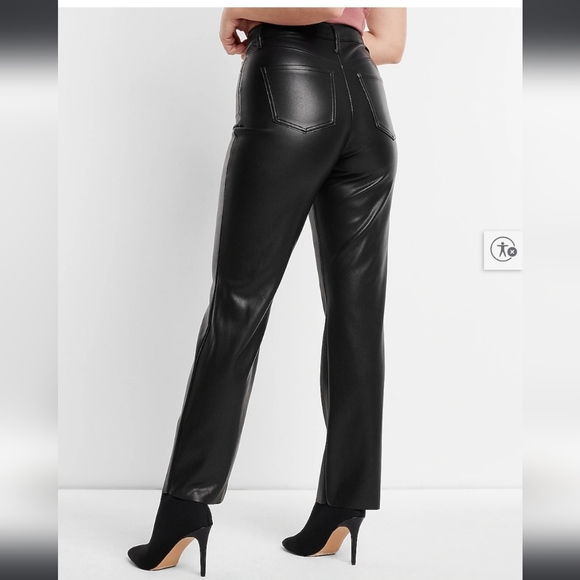 Express Black Faux Leather High Waisted 90's Slim Leg Pants Sz 4 - Picture 2 of 9